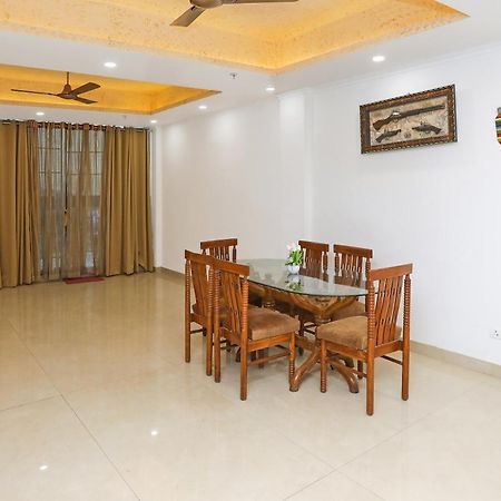Hotel Collection O Residency Near Dwarka Sector 21 Metro Station Kapas Hera Exterior foto