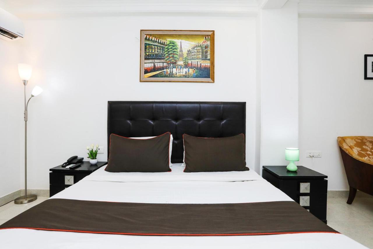 Hotel Collection O Residency Near Dwarka Sector 21 Metro Station Kapas Hera Exterior foto
