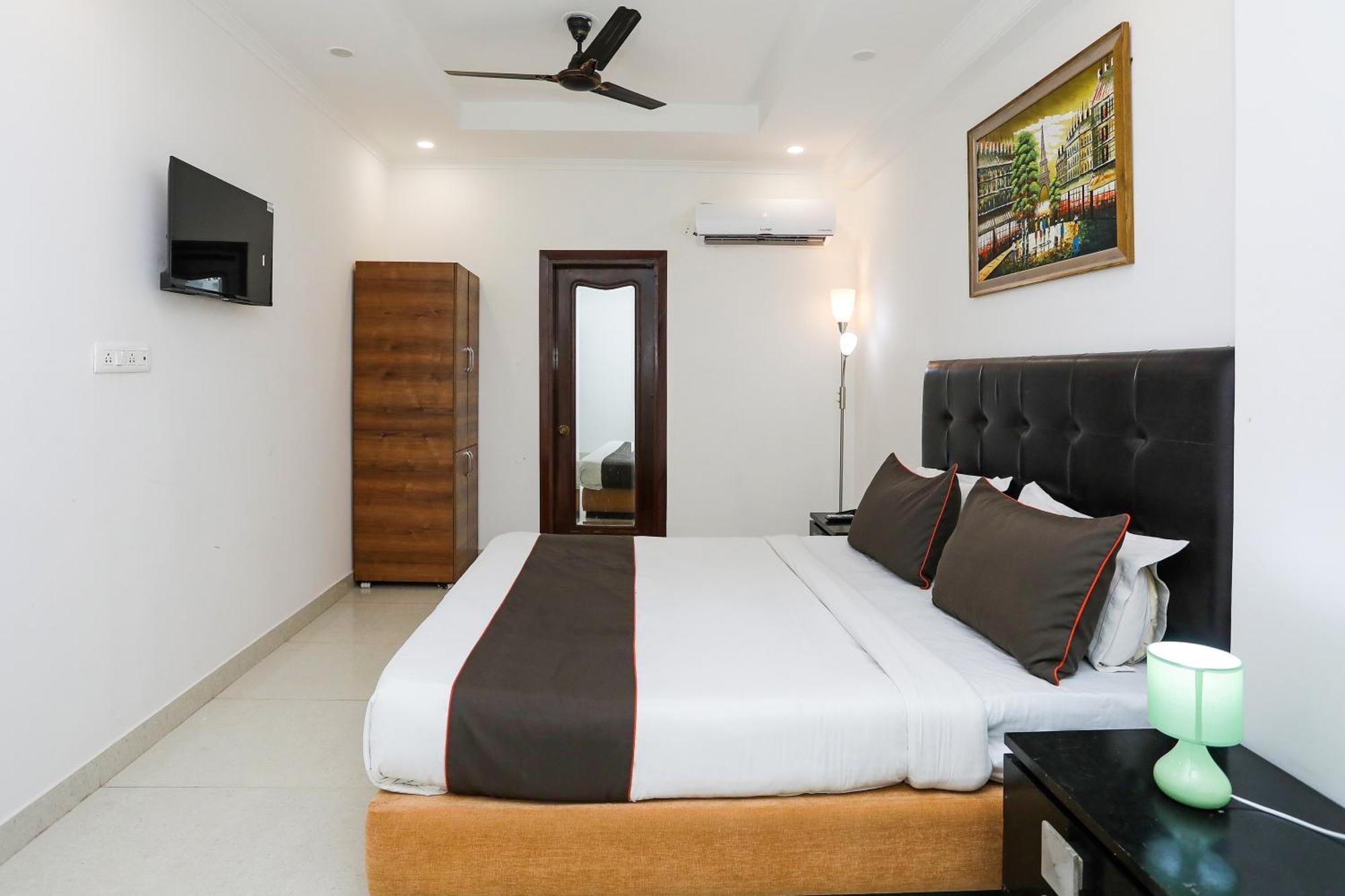 Hotel Collection O Residency Near Dwarka Sector 21 Metro Station Kapas Hera Exterior foto