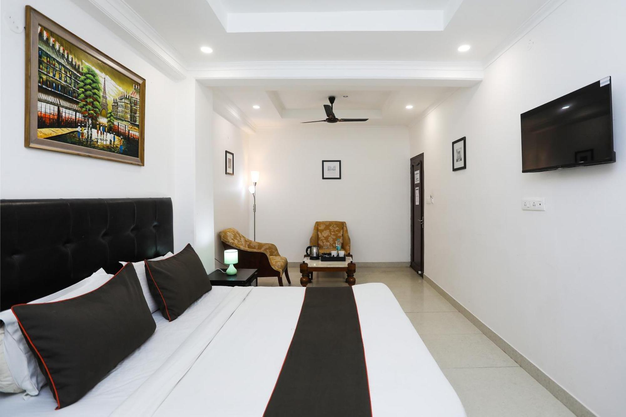 Hotel Collection O Residency Near Dwarka Sector 21 Metro Station Kapas Hera Exterior foto