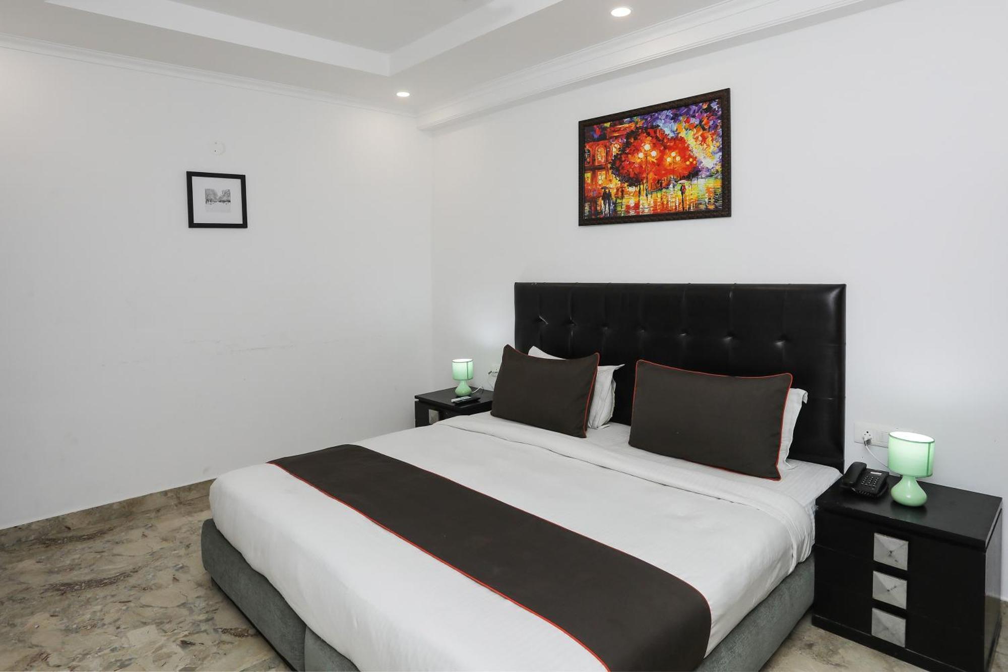 Hotel Collection O Residency Near Dwarka Sector 21 Metro Station Kapas Hera Exterior foto