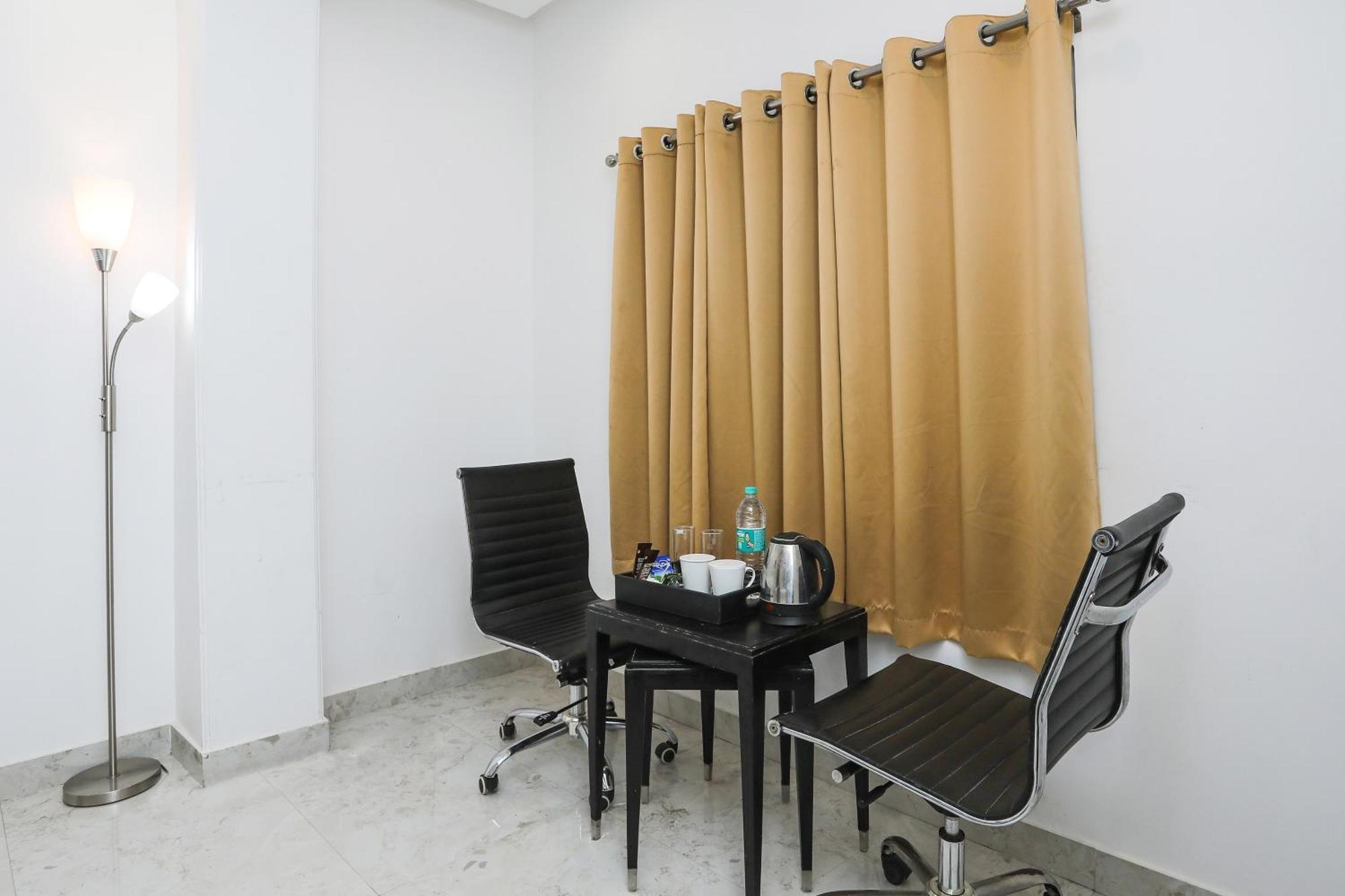 Hotel Collection O Residency Near Dwarka Sector 21 Metro Station Kapas Hera Exterior foto